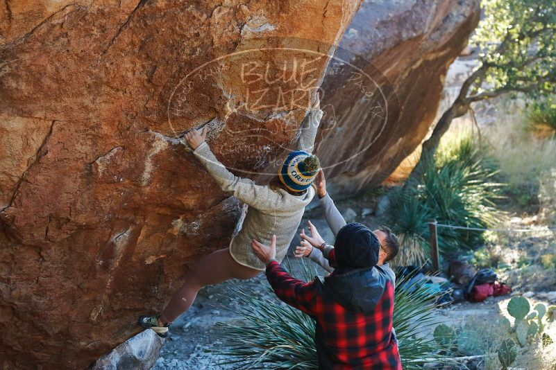 Bouldering in Hueco Tanks on 11/30/2019 with Blue Lizard Climbing and Yoga
Filename: SRM_20191130_1632530.jpg
Aperture: f/4.0
Shutter Speed: 1/250
Body: Canon EOS-1D Mark II
Lens: Canon EF 50mm f/1.8 II