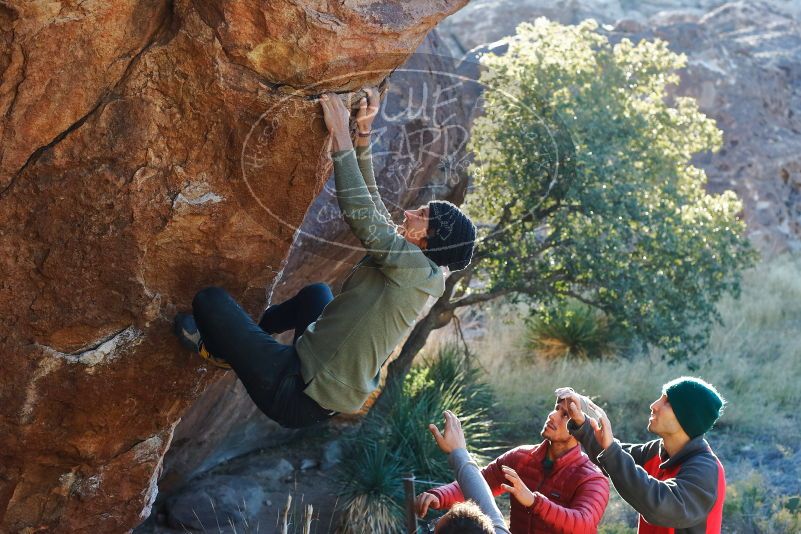 Bouldering in Hueco Tanks on 11/30/2019 with Blue Lizard Climbing and Yoga
Filename: SRM_20191130_1640520.jpg
Aperture: f/4.5
Shutter Speed: 1/250
Body: Canon EOS-1D Mark II
Lens: Canon EF 50mm f/1.8 II