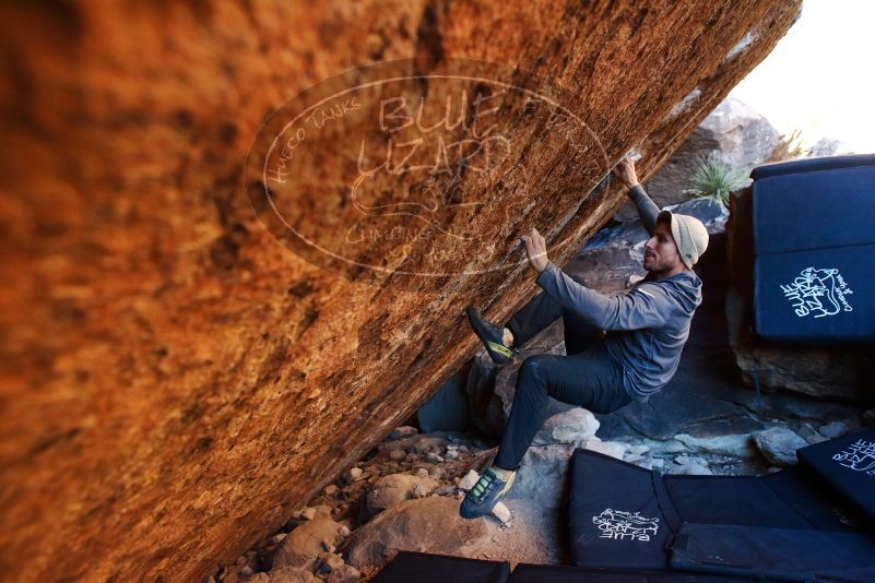 Bouldering in Hueco Tanks on 11/30/2019 with Blue Lizard Climbing and Yoga
Filename: SRM_20191130_1741280.jpg
Aperture: f/3.5
Shutter Speed: 1/250
Body: Canon EOS-1D Mark II
Lens: Canon EF 16-35mm f/2.8 L
