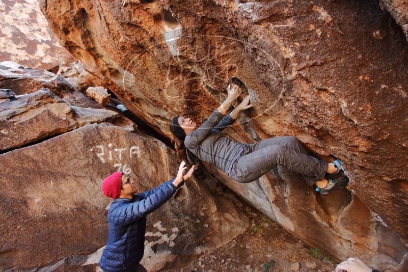 Bouldering in Hueco Tanks on 12/06/2019 with Blue Lizard Climbing and Yoga
Filename: SRM_20191206_1043370.jpg
Aperture: f/4.5
Shutter Speed: 1/250
Body: Canon EOS-1D Mark II
Lens: Canon EF 16-35mm f/2.8 L