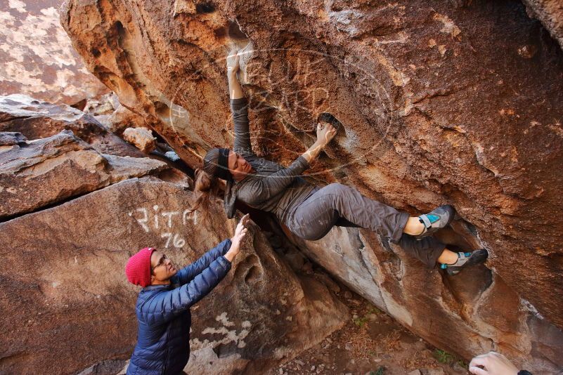 Bouldering in Hueco Tanks on 12/06/2019 with Blue Lizard Climbing and Yoga
Filename: SRM_20191206_1043390.jpg
Aperture: f/4.5
Shutter Speed: 1/250
Body: Canon EOS-1D Mark II
Lens: Canon EF 16-35mm f/2.8 L