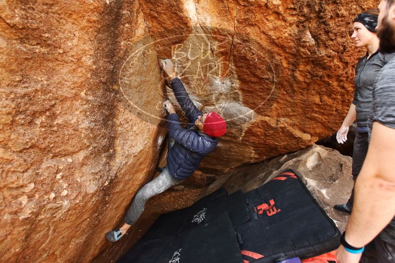 Bouldering in Hueco Tanks on 12/06/2019 with Blue Lizard Climbing and Yoga
Filename: SRM_20191206_1147340.jpg
Aperture: f/4.0
Shutter Speed: 1/250
Body: Canon EOS-1D Mark II
Lens: Canon EF 16-35mm f/2.8 L