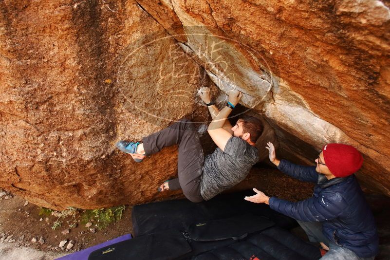Bouldering in Hueco Tanks on 12/06/2019 with Blue Lizard Climbing and Yoga
Filename: SRM_20191206_1155450.jpg
Aperture: f/4.5
Shutter Speed: 1/250
Body: Canon EOS-1D Mark II
Lens: Canon EF 16-35mm f/2.8 L