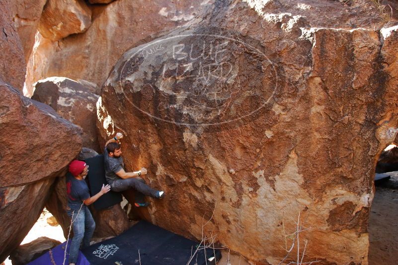 Bouldering in Hueco Tanks on 12/06/2019 with Blue Lizard Climbing and Yoga
Filename: SRM_20191206_1351290.jpg
Aperture: f/4.5
Shutter Speed: 1/250
Body: Canon EOS-1D Mark II
Lens: Canon EF 16-35mm f/2.8 L