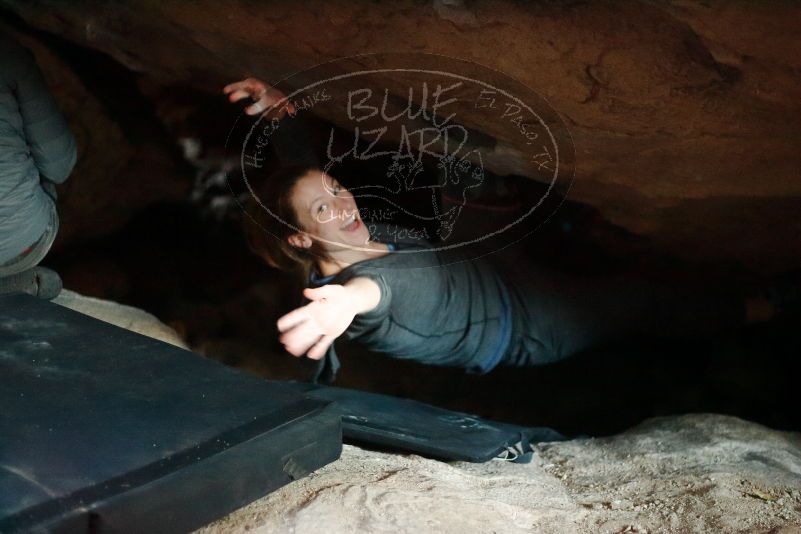 Bouldering in Hueco Tanks on 12/06/2019 with Blue Lizard Climbing and Yoga
Filename: SRM_20191206_1806210.jpg
Aperture: f/1.8
Shutter Speed: 1/30
Body: Canon EOS-1D Mark II
Lens: Canon EF 50mm f/1.8 II