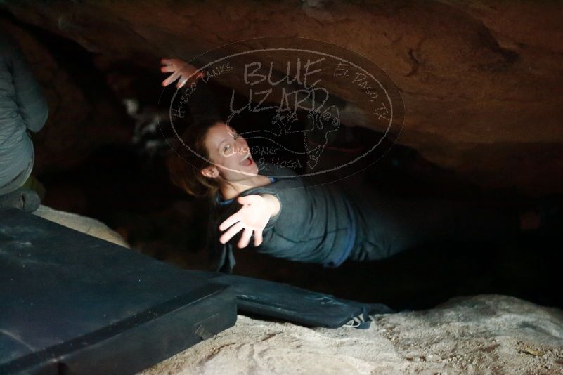 Bouldering in Hueco Tanks on 12/06/2019 with Blue Lizard Climbing and Yoga
Filename: SRM_20191206_1806220.jpg
Aperture: f/1.8
Shutter Speed: 1/30
Body: Canon EOS-1D Mark II
Lens: Canon EF 50mm f/1.8 II