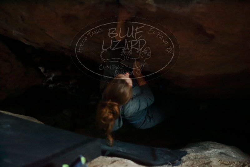 Bouldering in Hueco Tanks on 12/06/2019 with Blue Lizard Climbing and Yoga
Filename: SRM_20191206_1807591.jpg
Aperture: f/1.8
Shutter Speed: 1/40
Body: Canon EOS-1D Mark II
Lens: Canon EF 50mm f/1.8 II