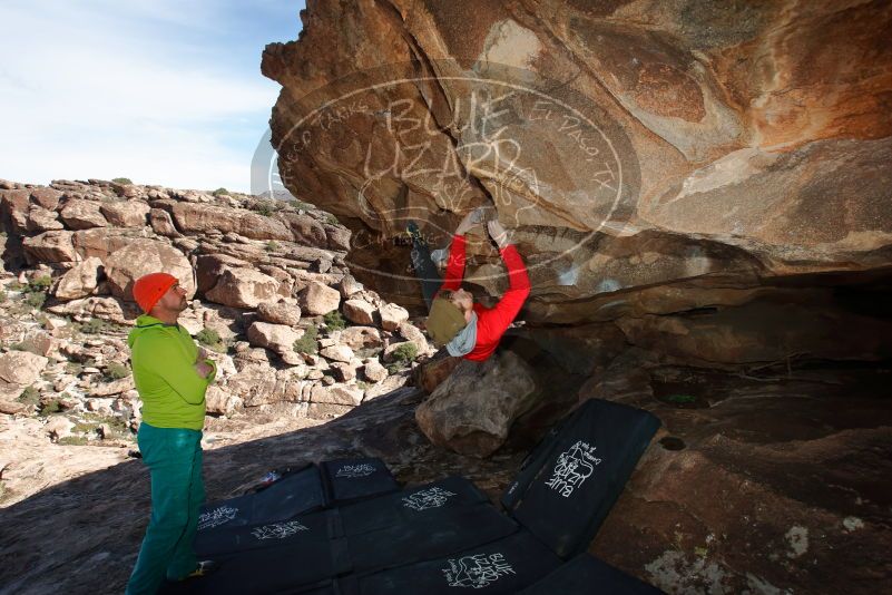 Bouldering in Hueco Tanks on 12/11/2019 with Blue Lizard Climbing and Yoga

Filename: SRM_20191211_1356280.jpg
Aperture: f/5.6
Shutter Speed: 1/250
Body: Canon EOS-1D Mark II
Lens: Canon EF 16-35mm f/2.8 L
