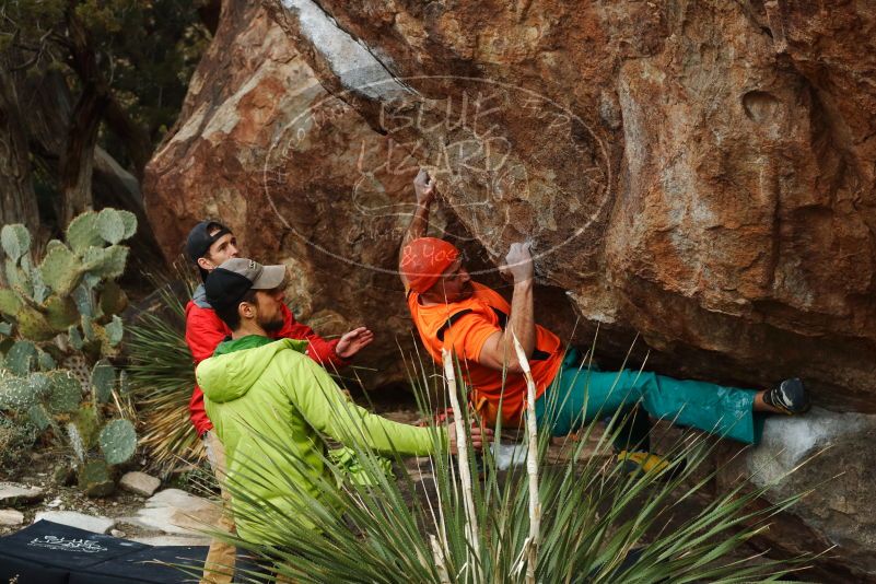 Bouldering in Hueco Tanks on 12/11/2019 with Blue Lizard Climbing and Yoga
Filename: SRM_20191211_1611070.jpg
Aperture: f/4.5
Shutter Speed: 1/640
Body: Canon EOS-1D Mark II
Lens: Canon EF 50mm f/1.8 II