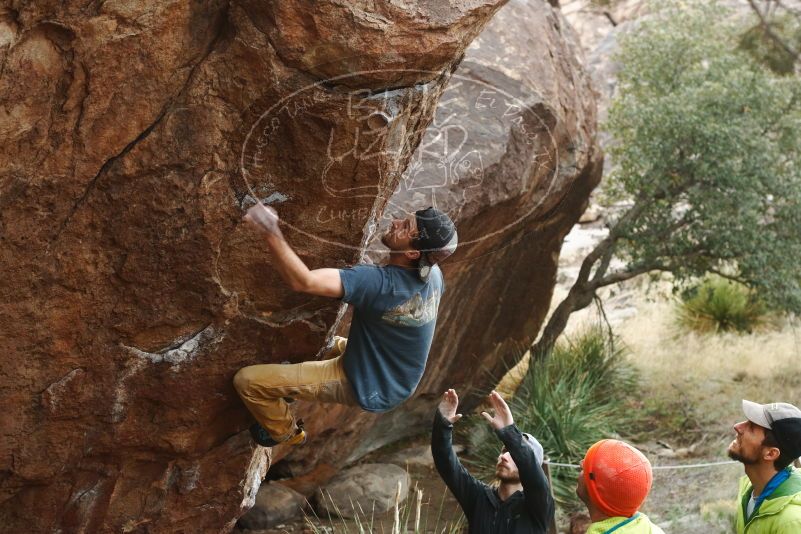 Bouldering in Hueco Tanks on 12/11/2019 with Blue Lizard Climbing and Yoga
Filename: SRM_20191211_1624190.jpg
Aperture: f/4.5
Shutter Speed: 1/250
Body: Canon EOS-1D Mark II
Lens: Canon EF 50mm f/1.8 II
