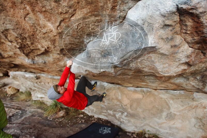 Bouldering in Hueco Tanks on 12/11/2019 with Blue Lizard Climbing and Yoga

Filename: SRM_20191211_1757400.jpg
Aperture: f/3.5
Shutter Speed: 1/250
Body: Canon EOS-1D Mark II
Lens: Canon EF 16-35mm f/2.8 L