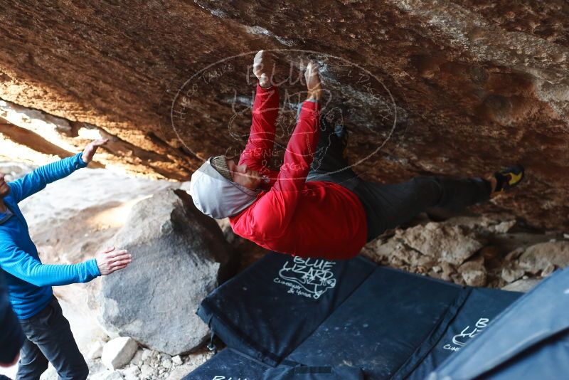 Bouldering in Hueco Tanks on 12/13/2019 with Blue Lizard Climbing and Yoga

Filename: SRM_20191213_1118380.jpg
Aperture: f/2.8
Shutter Speed: 1/250
Body: Canon EOS-1D Mark II
Lens: Canon EF 50mm f/1.8 II