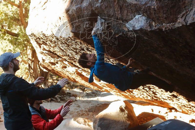 Bouldering in Hueco Tanks on 12/13/2019 with Blue Lizard Climbing and Yoga
Filename: SRM_20191213_1122500.jpg
Aperture: f/4.0
Shutter Speed: 1/250
Body: Canon EOS-1D Mark II
Lens: Canon EF 50mm f/1.8 II