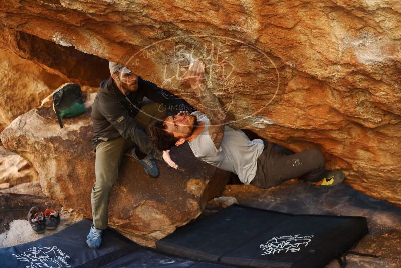 Bouldering in Hueco Tanks on 12/13/2019 with Blue Lizard Climbing and Yoga
Filename: SRM_20191213_1643131.jpg
Aperture: f/3.2
Shutter Speed: 1/250
Body: Canon EOS-1D Mark II
Lens: Canon EF 50mm f/1.8 II