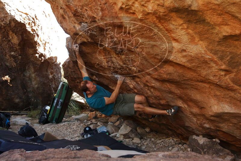 Bouldering in Hueco Tanks on 12/14/2019 with Blue Lizard Climbing and Yoga
Filename: SRM_20191214_1246310.jpg
Aperture: f/5.6
Shutter Speed: 1/250
Body: Canon EOS-1D Mark II
Lens: Canon EF 16-35mm f/2.8 L