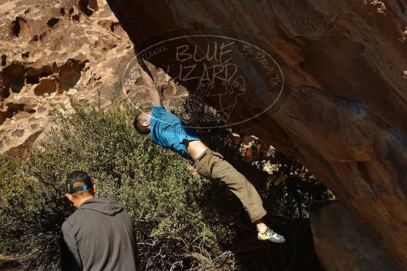 Bouldering in Hueco Tanks on 12/14/2019 with Blue Lizard Climbing and Yoga

Filename: SRM_20191214_1336280.jpg
Aperture: f/4.0
Shutter Speed: 1/500
Body: Canon EOS-1D Mark II
Lens: Canon EF 50mm f/1.8 II