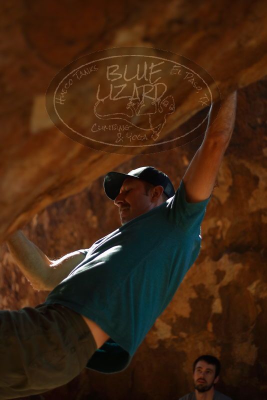 Bouldering in Hueco Tanks on 12/14/2019 with Blue Lizard Climbing and Yoga
Filename: SRM_20191214_1345020.jpg
Aperture: f/1.8
Shutter Speed: 1/500
Body: Canon EOS-1D Mark II
Lens: Canon EF 50mm f/1.8 II