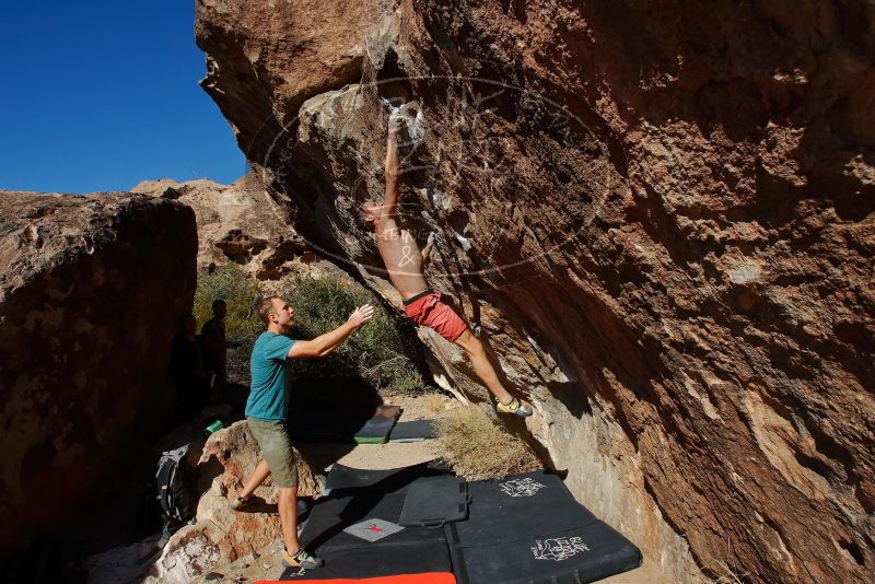 Bouldering in Hueco Tanks on 12/14/2019 with Blue Lizard Climbing and Yoga
Filename: SRM_20191214_1413010.jpg
Aperture: f/9.0
Shutter Speed: 1/500
Body: Canon EOS-1D Mark II
Lens: Canon EF 16-35mm f/2.8 L