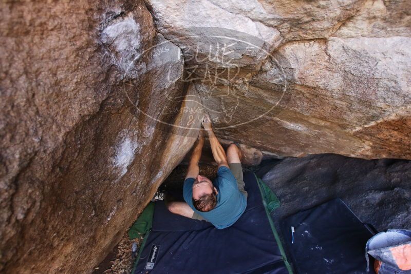 Bouldering in Hueco Tanks on 12/14/2019 with Blue Lizard Climbing and Yoga

Filename: SRM_20191214_1541270.jpg
Aperture: f/4.5
Shutter Speed: 1/250
Body: Canon EOS-1D Mark II
Lens: Canon EF 16-35mm f/2.8 L