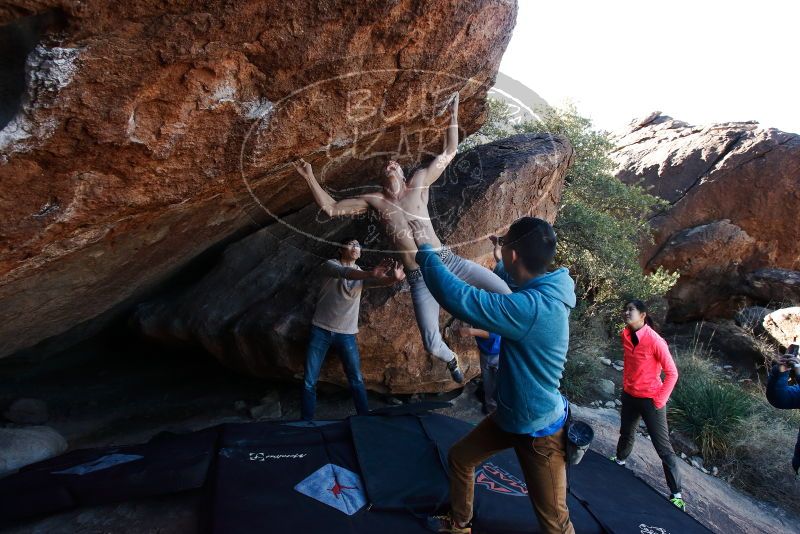 Bouldering in Hueco Tanks on 12/15/2019 with Blue Lizard Climbing and Yoga
Filename: SRM_20191215_1137461.jpg
Aperture: f/6.3
Shutter Speed: 1/250
Body: Canon EOS-1D Mark II
Lens: Canon EF 16-35mm f/2.8 L