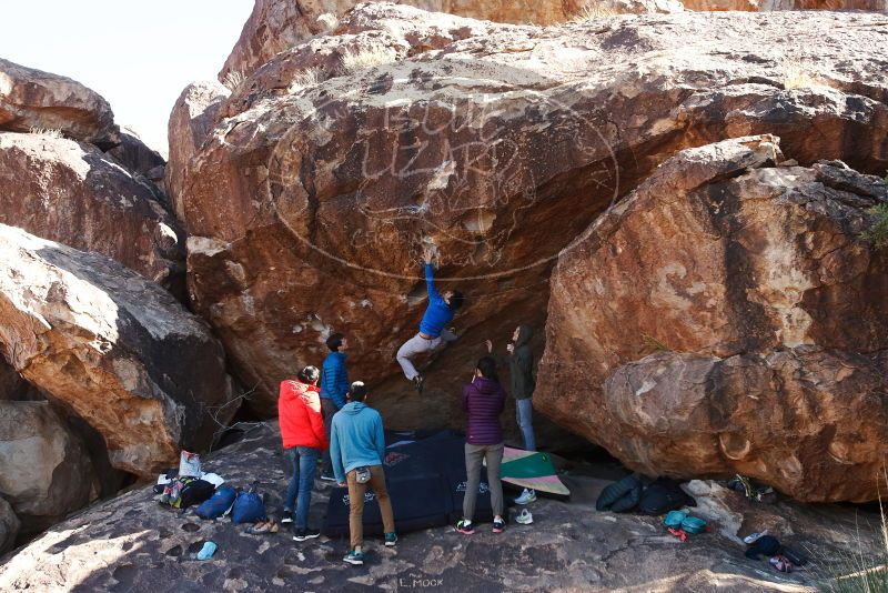 Bouldering in Hueco Tanks on 12/15/2019 with Blue Lizard Climbing and Yoga
Filename: SRM_20191215_1231520.jpg
Aperture: f/6.3
Shutter Speed: 1/320
Body: Canon EOS-1D Mark II
Lens: Canon EF 16-35mm f/2.8 L