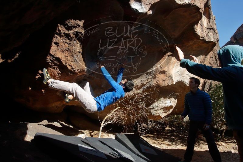 Bouldering in Hueco Tanks on 12/15/2019 with Blue Lizard Climbing and Yoga

Filename: SRM_20191215_1433410.jpg
Aperture: f/6.3
Shutter Speed: 1/400
Body: Canon EOS-1D Mark II
Lens: Canon EF 16-35mm f/2.8 L