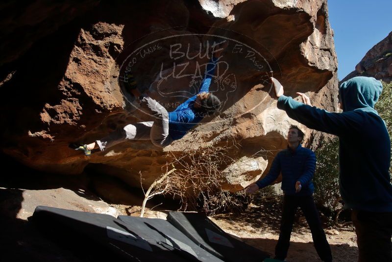 Bouldering in Hueco Tanks on 12/15/2019 with Blue Lizard Climbing and Yoga

Filename: SRM_20191215_1433450.jpg
Aperture: f/6.3
Shutter Speed: 1/400
Body: Canon EOS-1D Mark II
Lens: Canon EF 16-35mm f/2.8 L