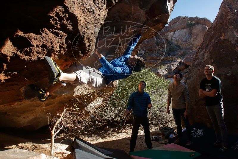 Bouldering in Hueco Tanks on 12/15/2019 with Blue Lizard Climbing and Yoga

Filename: SRM_20191215_1437220.jpg
Aperture: f/5.0
Shutter Speed: 1/400
Body: Canon EOS-1D Mark II
Lens: Canon EF 16-35mm f/2.8 L