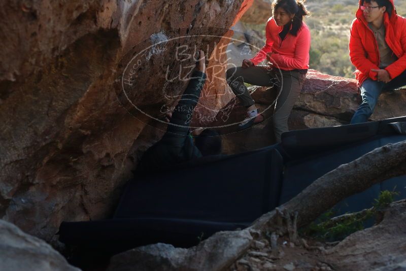 Bouldering in Hueco Tanks on 12/15/2019 with Blue Lizard Climbing and Yoga
Filename: SRM_20191215_1637430.jpg
Aperture: f/4.0
Shutter Speed: 1/250
Body: Canon EOS-1D Mark II
Lens: Canon EF 50mm f/1.8 II