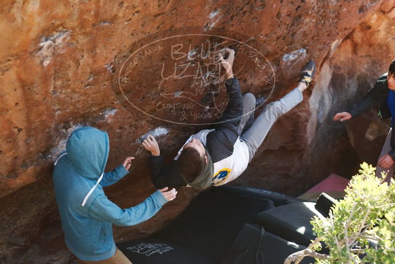 Bouldering in Hueco Tanks on 12/15/2019 with Blue Lizard Climbing and Yoga

Filename: SRM_20191215_1646510.jpg
Aperture: f/2.8
Shutter Speed: 1/250
Body: Canon EOS-1D Mark II
Lens: Canon EF 50mm f/1.8 II