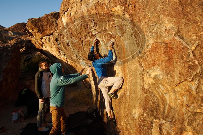 Bouldering in Hueco Tanks on 12/15/2019 with Blue Lizard Climbing and Yoga
Filename: SRM_20191215_1743350.jpg
Aperture: f/6.3
Shutter Speed: 1/250
Body: Canon EOS-1D Mark II
Lens: Canon EF 16-35mm f/2.8 L
