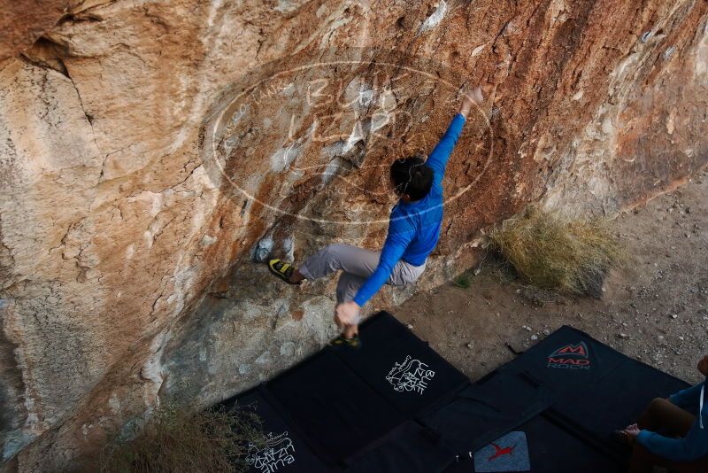 Bouldering in Hueco Tanks on 12/15/2019 with Blue Lizard Climbing and Yoga
Filename: SRM_20191215_1803150.jpg
Aperture: f/4.0
Shutter Speed: 1/250
Body: Canon EOS-1D Mark II
Lens: Canon EF 16-35mm f/2.8 L