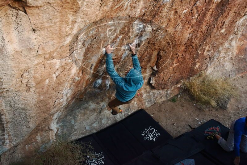 Bouldering in Hueco Tanks on 12/15/2019 with Blue Lizard Climbing and Yoga
Filename: SRM_20191215_1803460.jpg
Aperture: f/3.5
Shutter Speed: 1/250
Body: Canon EOS-1D Mark II
Lens: Canon EF 16-35mm f/2.8 L