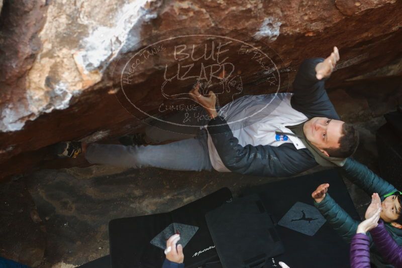 Bouldering in Hueco Tanks on 12/16/2019 with Blue Lizard Climbing and Yoga
Filename: SRM_20191216_1147020.jpg
Aperture: f/3.2
Shutter Speed: 1/250
Body: Canon EOS-1D Mark II
Lens: Canon EF 50mm f/1.8 II