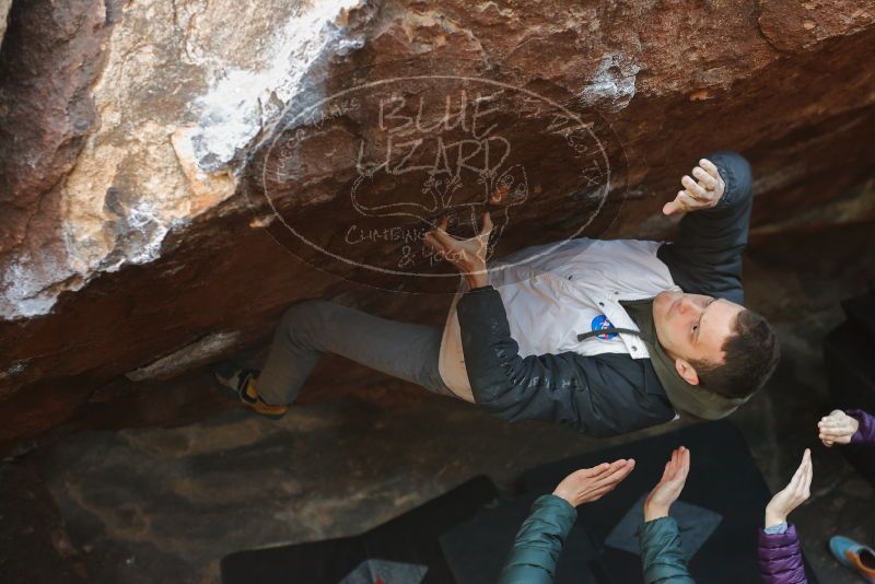 Bouldering in Hueco Tanks on 12/16/2019 with Blue Lizard Climbing and Yoga
Filename: SRM_20191216_1150470.jpg
Aperture: f/3.2
Shutter Speed: 1/250
Body: Canon EOS-1D Mark II
Lens: Canon EF 50mm f/1.8 II