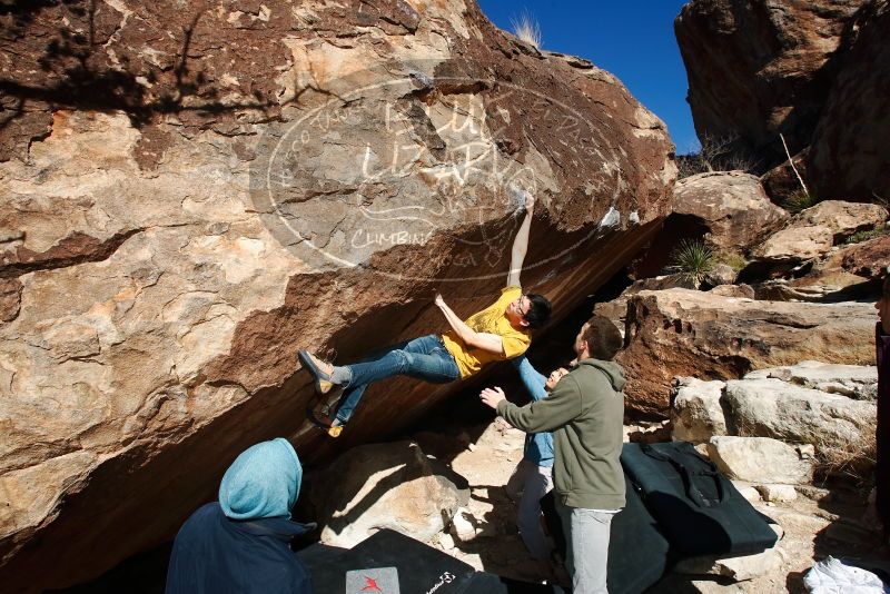 Bouldering in Hueco Tanks on 12/16/2019 with Blue Lizard Climbing and Yoga

Filename: SRM_20191216_1329360.jpg
Aperture: f/9.0
Shutter Speed: 1/250
Body: Canon EOS-1D Mark II
Lens: Canon EF 16-35mm f/2.8 L