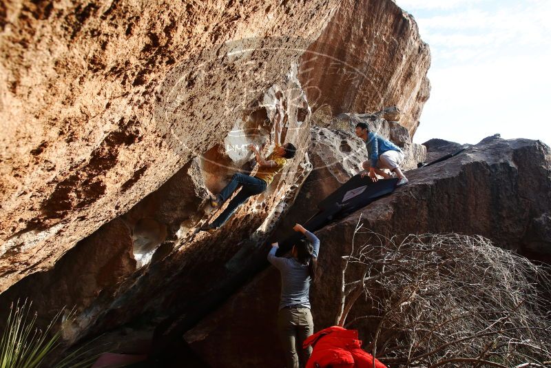 Bouldering in Hueco Tanks on 12/16/2019 with Blue Lizard Climbing and Yoga
Filename: SRM_20191216_1625110.jpg
Aperture: f/8.0
Shutter Speed: 1/250
Body: Canon EOS-1D Mark II
Lens: Canon EF 16-35mm f/2.8 L