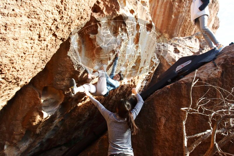 Bouldering in Hueco Tanks on 12/16/2019 with Blue Lizard Climbing and Yoga
Filename: SRM_20191216_1628040.jpg
Aperture: f/6.3
Shutter Speed: 1/250
Body: Canon EOS-1D Mark II
Lens: Canon EF 16-35mm f/2.8 L