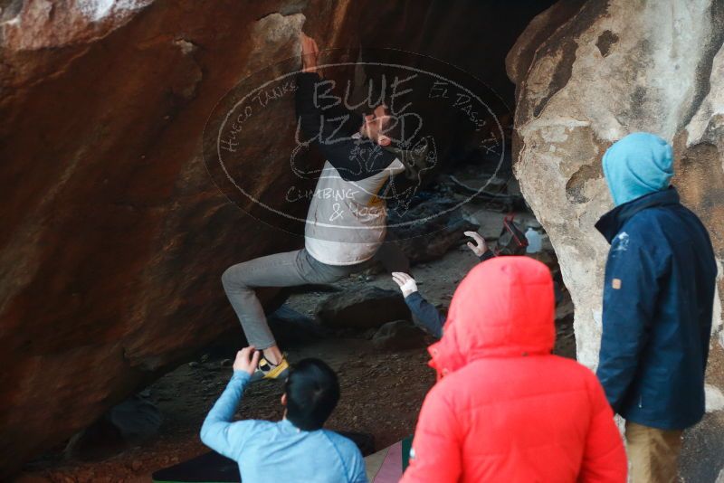 Bouldering in Hueco Tanks on 12/16/2019 with Blue Lizard Climbing and Yoga
Filename: SRM_20191216_1756300.jpg
Aperture: f/2.8
Shutter Speed: 1/250
Body: Canon EOS-1D Mark II
Lens: Canon EF 50mm f/1.8 II