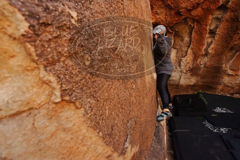 Bouldering in Hueco Tanks on 12/19/2019 with Blue Lizard Climbing and Yoga
Filename: SRM_20191219_1156170.jpg
Aperture: f/5.6
Shutter Speed: 1/250
Body: Canon EOS-1D Mark II
Lens: Canon EF 16-35mm f/2.8 L