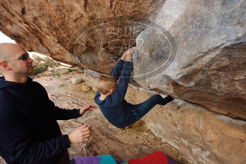 Bouldering in Hueco Tanks on 12/23/2019 with Blue Lizard Climbing and Yoga
Filename: SRM_20191223_0959480.jpg
Aperture: f/5.6
Shutter Speed: 1/250
Body: Canon EOS-1D Mark II
Lens: Canon EF 16-35mm f/2.8 L