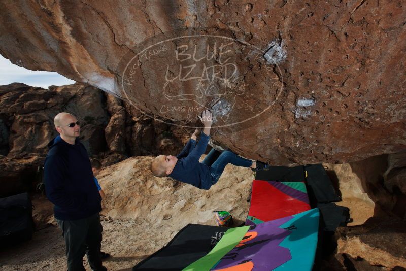Bouldering in Hueco Tanks on 12/23/2019 with Blue Lizard Climbing and Yoga
Filename: SRM_20191223_1120470.jpg
Aperture: f/5.6
Shutter Speed: 1/250
Body: Canon EOS-1D Mark II
Lens: Canon EF 16-35mm f/2.8 L