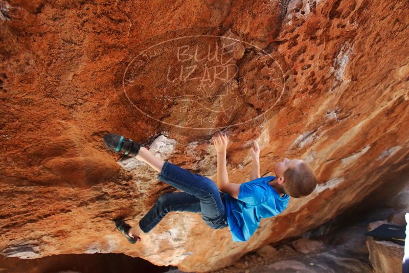 Bouldering in Hueco Tanks on 12/23/2019 with Blue Lizard Climbing and Yoga
Filename: SRM_20191223_1242450.jpg
Aperture: f/3.5
Shutter Speed: 1/250
Body: Canon EOS-1D Mark II
Lens: Canon EF 16-35mm f/2.8 L