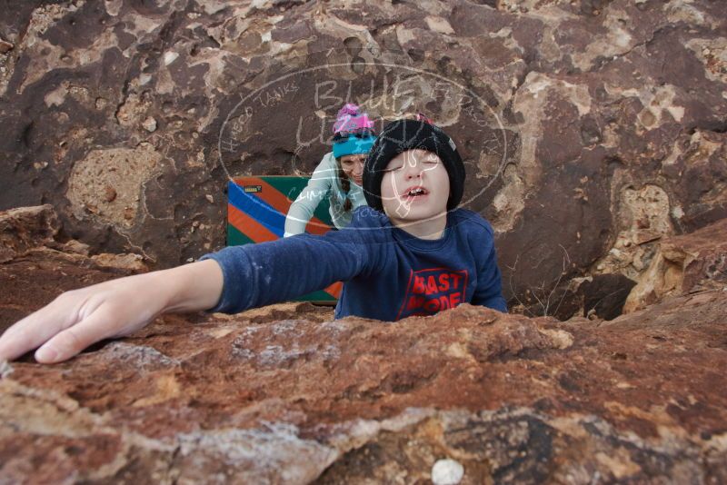 Bouldering in Hueco Tanks on 12/23/2019 with Blue Lizard Climbing and Yoga
Filename: SRM_20191223_1448320.jpg
Aperture: f/8.0
Shutter Speed: 1/250
Body: Canon EOS-1D Mark II
Lens: Canon EF 16-35mm f/2.8 L