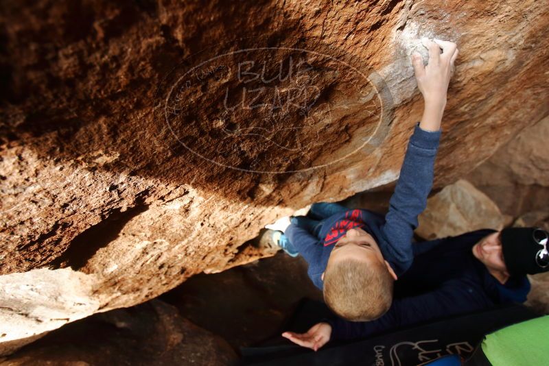 Bouldering in Hueco Tanks on 12/23/2019 with Blue Lizard Climbing and Yoga
Filename: SRM_20191223_1521071.jpg
Aperture: f/3.5
Shutter Speed: 1/250
Body: Canon EOS-1D Mark II
Lens: Canon EF 16-35mm f/2.8 L