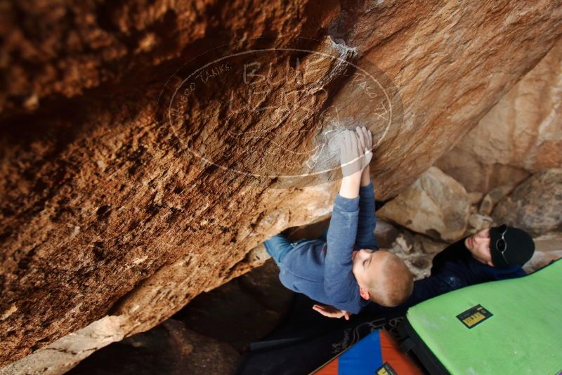 Bouldering in Hueco Tanks on 12/23/2019 with Blue Lizard Climbing and Yoga
Filename: SRM_20191223_1524490.jpg
Aperture: f/4.0
Shutter Speed: 1/250
Body: Canon EOS-1D Mark II
Lens: Canon EF 16-35mm f/2.8 L