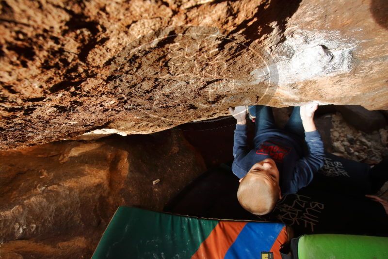 Bouldering in Hueco Tanks on 12/23/2019 with Blue Lizard Climbing and Yoga
Filename: SRM_20191223_1529040.jpg
Aperture: f/5.6
Shutter Speed: 1/250
Body: Canon EOS-1D Mark II
Lens: Canon EF 16-35mm f/2.8 L