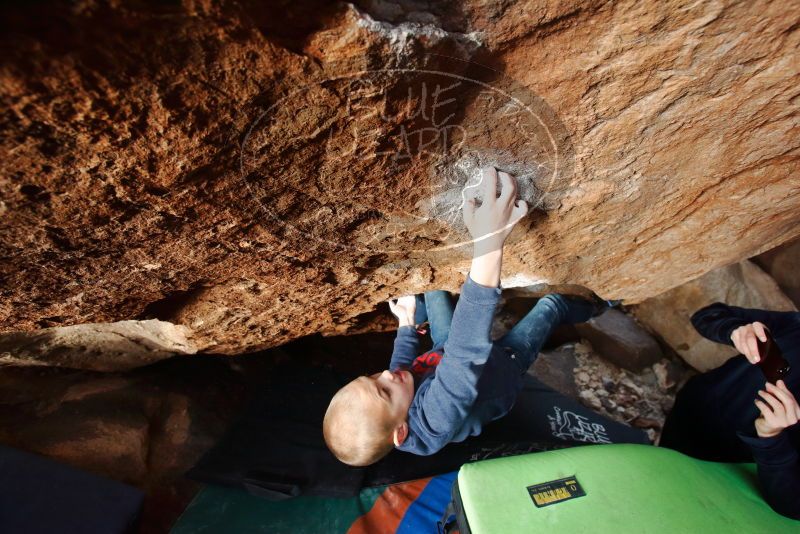 Bouldering in Hueco Tanks on 12/23/2019 with Blue Lizard Climbing and Yoga
Filename: SRM_20191223_1547100.jpg
Aperture: f/4.5
Shutter Speed: 1/250
Body: Canon EOS-1D Mark II
Lens: Canon EF 16-35mm f/2.8 L