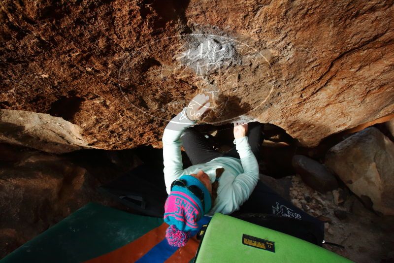 Bouldering in Hueco Tanks on 12/23/2019 with Blue Lizard Climbing and Yoga
Filename: SRM_20191223_1556220.jpg
Aperture: f/6.3
Shutter Speed: 1/250
Body: Canon EOS-1D Mark II
Lens: Canon EF 16-35mm f/2.8 L