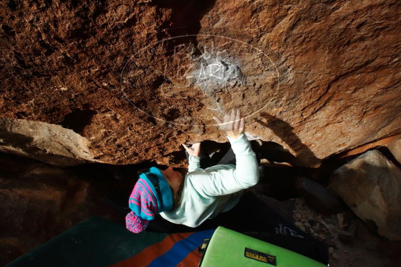 Bouldering in Hueco Tanks on 12/23/2019 with Blue Lizard Climbing and Yoga
Filename: SRM_20191223_1556340.jpg
Aperture: f/8.0
Shutter Speed: 1/250
Body: Canon EOS-1D Mark II
Lens: Canon EF 16-35mm f/2.8 L